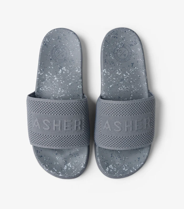Asher drops their Flight Deck 2.0 in Speckled Grey